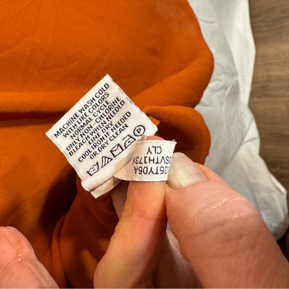 Calvin Klein Burnt Orange Capped Sleeve V Neck Blouse - Picture 6 of 7
